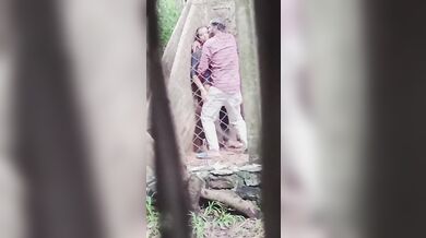 Desi Aunty Sex With Uncle In Park