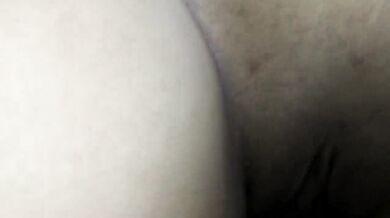 Horny Teens Fuck In Car