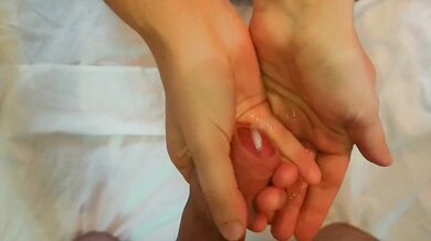 He cums in my hands let's use it as hand cream and rub it all in