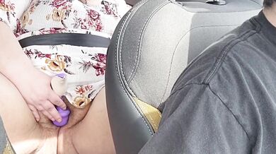 BBW Vibrator Orgasm in Back Seat. Cum on her Feet in Parking Lot