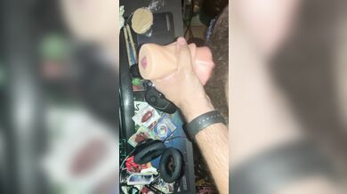 Masturbating with my fleshlight