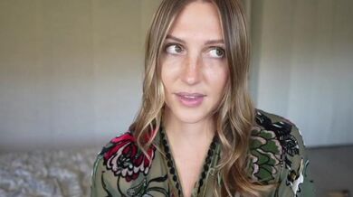 Vulnerable Milf Mother Tatum Christine In A Sticky Predicament