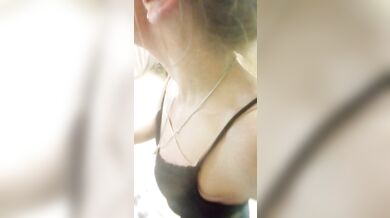 Food porn again, yes she's that savage.