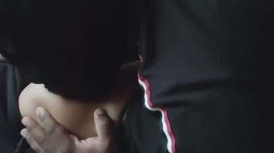 හොර මිනිහ නිපල් මිරිකලා මසාජ් එකක් දුන්නා Perfect PUFFY NIPPLE And Big Boobs - Tit Sucking CamLucy