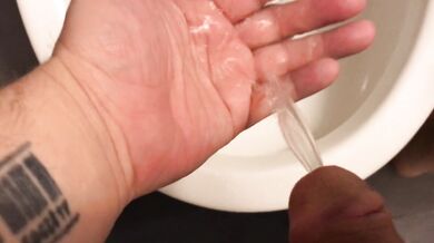 Fan Request - Power Pissing on my Hand