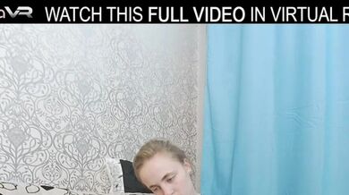 Solo stunning brunette Lassie is moans while playing with a vibrator in VR.