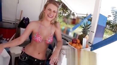 Voyer naughty side of hot girl