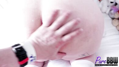 Maria Bose - Strawberry Cutie