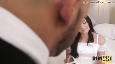 RIM4K. Chick cant wait wedding night so why has sex in (Leanne Lace, Matt Darco)