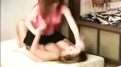 Nude Catfight girls for a man