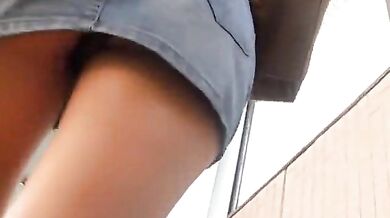 Camera up jeans petticoat