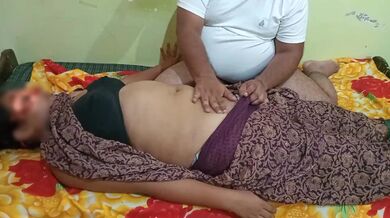 deshi bhabhi saying ho rha mera ruko[hindi]