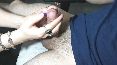 Amazing Handjob BIG LOAD
