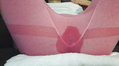 Squirting and soaking my leggins. Part II.
