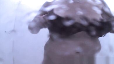 Fantastic Beach, , Changing Room Clip Full Version