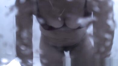 Fantastic Beach, , Changing Room Clip Full Version