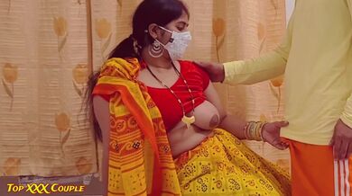 A beautiful Maid enjoyful fuck by owner. || सुन्दर कामवाली को मालिक नें पकड़कर चोद ड़ाला।