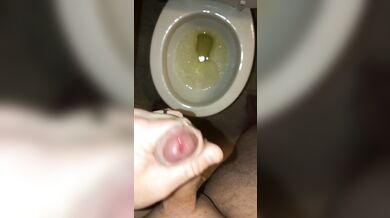 Pissing For You