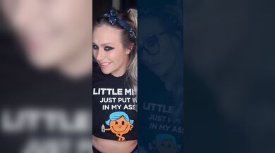 Lil' Miss Just Put It In My Ass teasing you