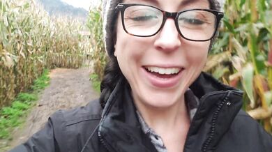 Halloween Week! A Naughty Flash In The Corn Maze