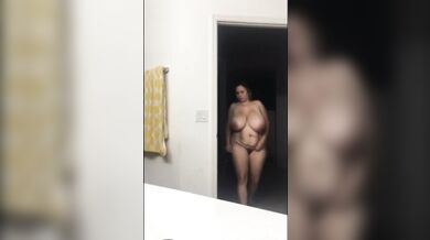 Huge Titty Latina BBW Milf Does Her Morning Routine