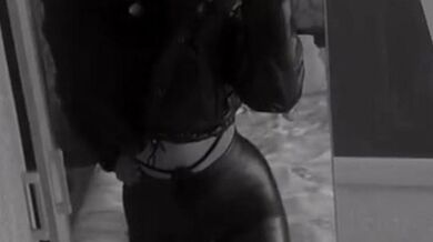 romanian girl in leggings