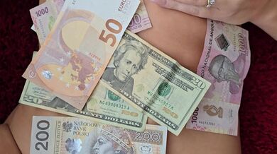 Cudowna solówka nimfomanki. Polska milf poradzi sobie sama