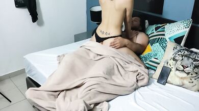 I ask my boyfriend to fuck my pussy and cum inside me