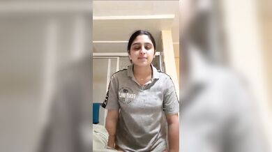 Hot Curvy Punjaban Desi Girl Strip And Give Blowjob