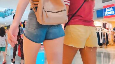 perfect teen ass shorts walk