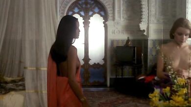 Retro 7313 - Laura Gemser