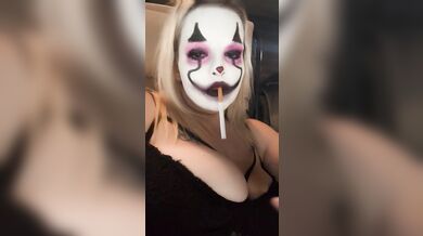 Smoke with me and play with my tits *full video on OF*