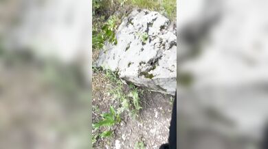 Фанат встретил и трахнул меня в лесу. С разговорами