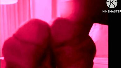 Ssbbw hoe intro video in my bedroom with fluorescent light enjoy the show