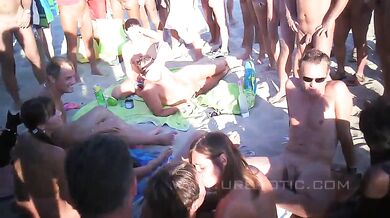 Group Sex On The Beach