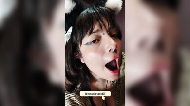 Catgirl sucks her buttplug and fucks her ass