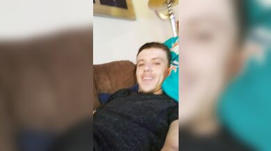 Whos trynna compare straight hung