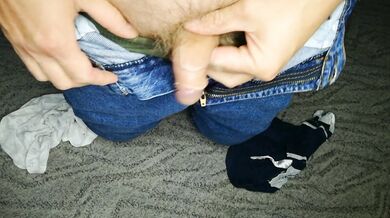 i smell my own stinky underwear and show the smelly cock