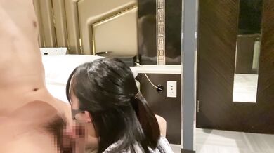 清楚な彼女にイってもやめない激ピストンで大量潮吹き＆中出し