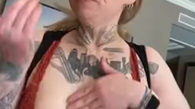 Girl eats all the cum????????
