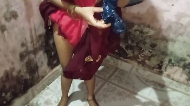 Indian girl fast time saree sex,Indian bhabhi video
