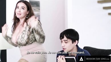 MODERN DAY SINS Nervous Boy Fucks His Bully's HOT MILF STEPMOM Natasha Nice! FRENCH SUBTITLES