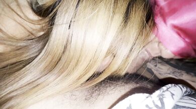 TABOO MADURA TETONA Y SU HIJASTRA CHUPANDO VERGA JUNTAS