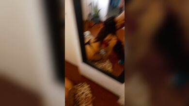 Mi hermanstra hermosa, viene a casa me hace sexo oral y mueve su culo hermoso. LATINA BIG ASS