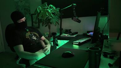 Watching your horny gamer boyfriend get off *Loud moaning and huge cumshot*