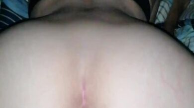 Latina culona haciendo twerking y montando polla al mismo tiempo