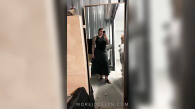 10pm, and I am still burning the midnight oil at my storage .. by morejocelyn from OnlyFans | Coomer