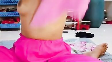 Hot bangladeshi stepsis sucks stepbrother s dick - riya moni077