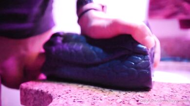 Full raw video of some casual dragon maw humpings~ by spicyvenison from OnlyFans | Coomer