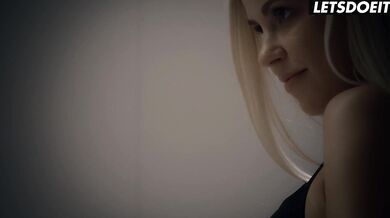 Lola Myluv Raunchy Fuck with Husband - LETSDOEIT